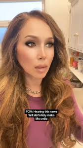 Janine Wynn's Instagram, Twitter & Facebook