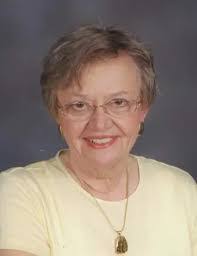 Elsa Walters's Instagram, Twitter & Facebook