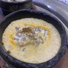 Fotos En البيت بيتك حنيذ و مظبي Restaurante De Medio Oriente