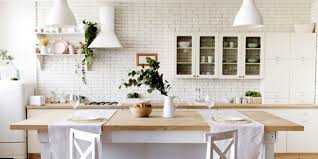 Les manches en bouleau nordique prennent un belle patine à l'utilisation et procurent une excellente prise en main. Cuisine Scandinave Principe Et Idees D Amenagement