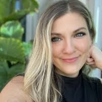 Hayley Langley's Instagram, Twitter & Facebook