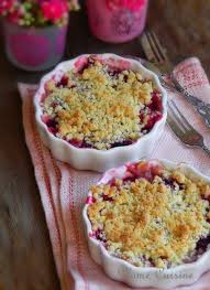 crumble aux framboises une plume dans la cuisine crumble framboises crumble recettes de cuisine