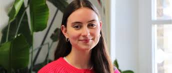 Meet the experts: Holly Guy