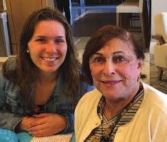 Elinor Snider's Instagram, Twitter & Facebook