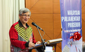 The bicameral parliament consists of the dewan rakyat (house of representatives) and the dewan negara (senate). Official Portal Of The Parliament Of Malaysia