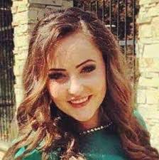 Adele Adams's Instagram, Twitter & Facebook