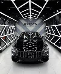 End Friday This Specific Thing For Suv Car 2017 Appears To Be Entirely Amazing Will Have To Rem Car Showroom Interior Garage Design Garage Design Interior