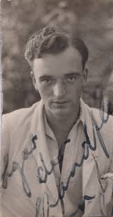 AUSFÜHRLICHE BIOGRAFIE MIT FOTOGRAFIEN