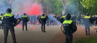 Netherlands, netherlands 1 play off/out. 1uims00ruwzetm