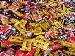 Shop men's act like a proton crusher tee's at the official life is good® store. Hd Wallpaper Chocolate Bar Lot Candy Candy Bar Hershey S Large Group Of Objects Wallpaper Flare