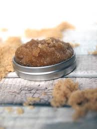 These are 4 easy homemade lip scrubs you can make. Easy Diy Brown Sugar Lip Scrub With Coconut Oil For Kissable Lips