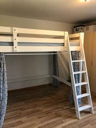 Ikea Hochbett Stora 140x200 Kaufen Auf Ricardo Gebraucht, nicht verbogen oder ausgelabbert, alle schrauben dabei dieses bett ist dauerhaft stabil hochbett tromsö von ikea gebraucht zu verkaufen. ikea hochbett stora 140x200 kaufen