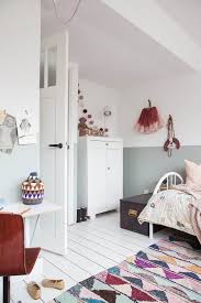 Sofas, tische, betten, kommoden, schränke & mehr. Ikea Wardrobe Hack In Charming Little Girl S Bedroom Decor8