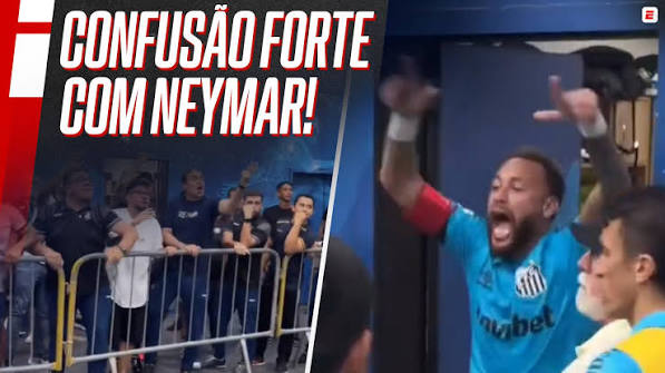 Neymar se envolve em confus&atilde;o com dirigentes e torcedores do Remo na sa&iacute;da de campo; VEJA