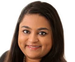 Erika Lopes's Instagram, Twitter & Facebook