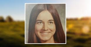 Donna Puckett's Instagram, Twitter & Facebook