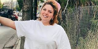 Με τη βοήθεια του στιλίστα της, χρήστου αλεξανδρόπουλου, συνθέτει looks που κολακεύουν κάθε σωματότυπο, προσφέροντας αστείρευτη έμπνευση. Danah Mparka Poia Einai H 27xronh Poy Analambanei Thn Prwinh Zwnh Gnwstoy Sta8moy Psyxagwgia Nea Krhth