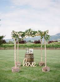 31 Styling Ideas For A Rustic Farm Wedding Wedding Themes Rustic Diy Wedding Arch Rustic Farm Wedding