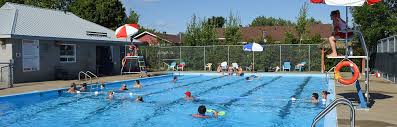 Piscines Et Pataugeoires Exterieures