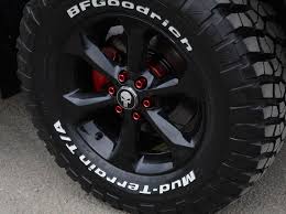 17 Inch Black And Orange Rims My Custom Painted Gloss Black Nissan Navara Frontier Wheels Stainless Steel Center Caps With 10mm Nissan Navara Nissan Frontier Accessories Nissan Navara D40