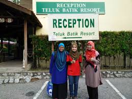 Pendahuluan hari anugerah pelajar cemerlang merupakan hari yang ditunggu tunggu 期待 oleh pelajar terutamanya 尤其是 pelajar yang cemerlang. Anugerah Pelajar Cemerlang Teluk Batik Resort