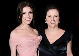 Anna Kendrick Rocks على X: "Happy day to Janice, who brought this  preciousness to the world! And also to all the other mothers. ⚘❤  #MothersDay https://t.co/TIwjlhsJcu" / X