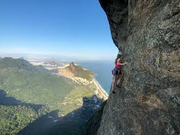 Pedra da gávea guided hike tour. Escaladas Na Pedra Da Gavea Rio De Janeiro Rio Mountain Sports