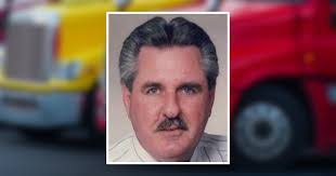 Charlotte Pack's Instagram, Twitter & Facebook