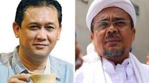Pimpinan front pembela islam, rizieq shihab tiba di kantor direktorat reserse kriminal umun, polda metro jaya, jakarta, rabu (1/2/2017). Habib Rizieq Shihab Divonis 4 Tahun Penjara Kasus Rs Ummi Denny Siregar Akhirnya Takbirrrrrrr Tribun Timur