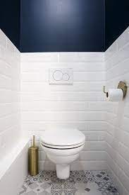 toilettes tendance avec carrelage metro relooking toilettes deco toilettes decoration toilettes