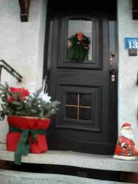 Weihnachtsdeko hauseingang tipps fur stimmungsvolle dekoration. Weihnachtliche Dekoration Vor Der Hauseingangstur Frag Mutti