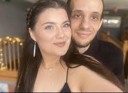 Kaitlyn Petro's Instagram, Twitter & Facebook