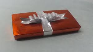 Choose the design that's right for them. Geschenkideen Geld Zum Stern Als Geldgeschenk Falten Deko Ideen Mit Flora Shop Youtube