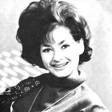 Glenda Collins's Instagram, Twitter & Facebook