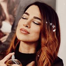 Stream fatima malek music