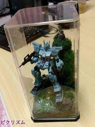 簡単ガンプラジオラマ はじめてガンプラジオラマを作ってみました ジャングルに降り立ったジム という設定です その他 ジオラマ ミニチュアの作り方 ウェザリング方法 お絵かき練習記録も配信中です ピクリズム 趣味人による ちょっと面白いサイト