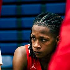 WHolland (@WilsonHU43)