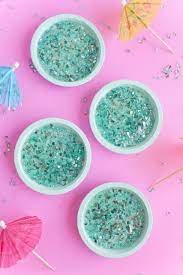 Diy Crushed Glass Coasters Tell Love And Party Crushed Glass Mod Podge Crafts Diy Glass