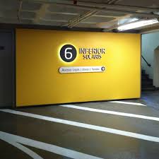 Ilustre Ideia Botafogo Praia Shopping Wayfinding Signage Sinalizacao Segd Egd Shopping Mall Colors Fl Design De Sinalizacao Sinalizacao Praia Shopping