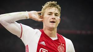 'we hadden europees kampioen kunnen worden'. Bryan Roy Ex Ajax Vedrei Bene De Ligt Alla Juve