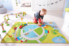 183 cm (l) x 61 cm (b); Rutschfester Teppich Jeu Kullerbu Haba France Modern Kindermotiv Mit Stadtischen Motiven