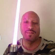 The Last Jedi in Starfleet (@Nyggmatic)