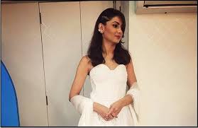 And Sriti Jha S Instagram Followers Crosses The 1 Million Mark Fuzion Productions Sriti jha wants these qualities in her future husband! and sriti jha s instagram followers