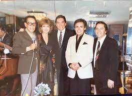 Known all over latin america, muniz actually has declared publicly and in most countries he has visited, that puerto rico is his second country, and many puerto ricans consider him to be an honorary puerto rican. Marco Antonio Muniz Marcoellujo Twitter