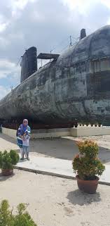 Monumen kapal selam monkasel surabaya sejarah pasopati tiket masuk harga 2021 kota sby jawa timur gambar museum perang 60271 60100 buka kapal selam ini masuk pertama kali di pangkalan tni al pada tanggal 29 januari 1962 dan sudah ikut andil dalam pembebasan irian barat dari tangan. Submarine Museum Smd Ouessant Posts Facebook