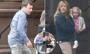 Gloria fallon died aged 68 on saturday at new york city's nyu. Jimmy Fallon Arrives At His Nyc With His Wife Amid Marriage Trouble Rumors Daily Mail Online