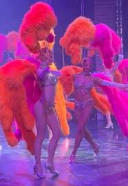 Experience Las Vegas with Stunning Showgirls Performance