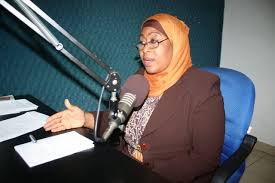 Mama samia suluhu alivyowasili msibani kwa baba salma kikwete. 7 Unknown Facts About Tanzania S First Female Vice President Samia Suluhu Hassan How Africa News