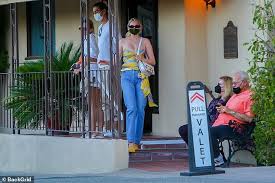 Jul 02, 2021 · july 2nd, 2021 01:48 pm. Elsa Hosk Reveals Cleavage In Whimsical Design Tube Oltnews