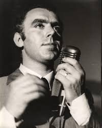 21 december 1939 in lisbon, mouraria) is a portuguese fado singer, one of the finest in the lisbon song. At 78 Carlos Do Carmo The Sinatra Of Fado Makes His New York Debut Npr